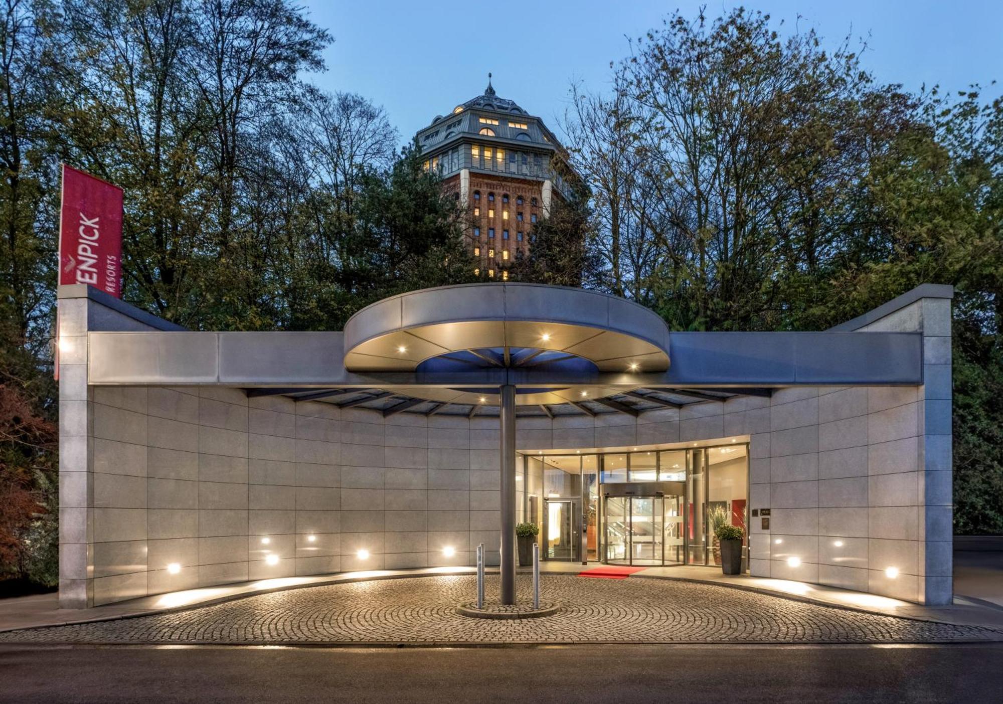 Moevenpick Hotel Hamburg City Exterior photo